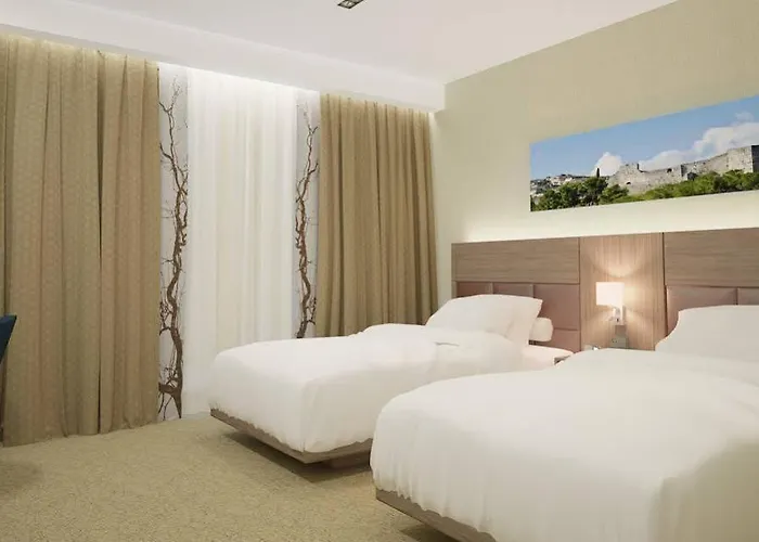 Otel Hilton Garden Tiran