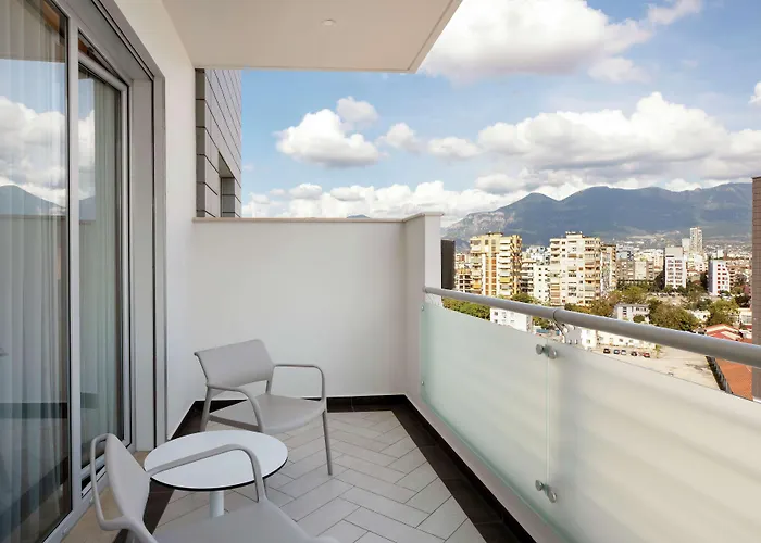 Hilton Garden Otel 4*