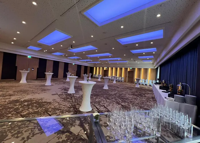 Hilton Garden 4*