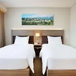 Hilton Garden מלון