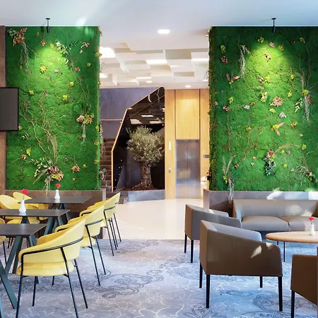 Hilton Garden מלון טיראנה