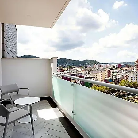 Szálloda Hilton Garden Tirana