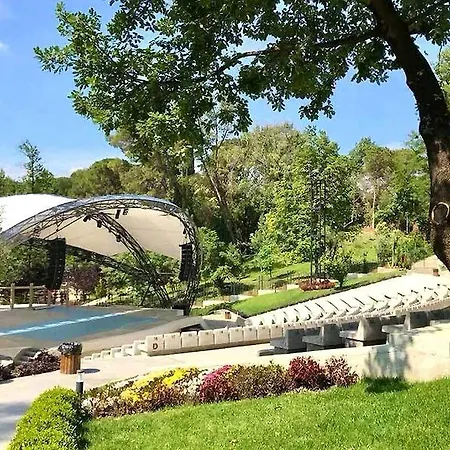 Hilton Garden 4*
