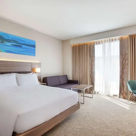 Hilton Garden 4*