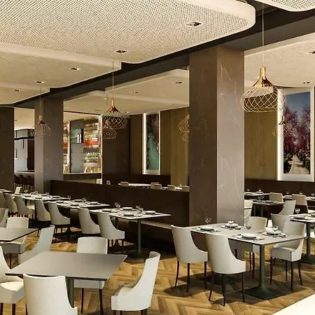 Szálloda Hilton Garden 4*